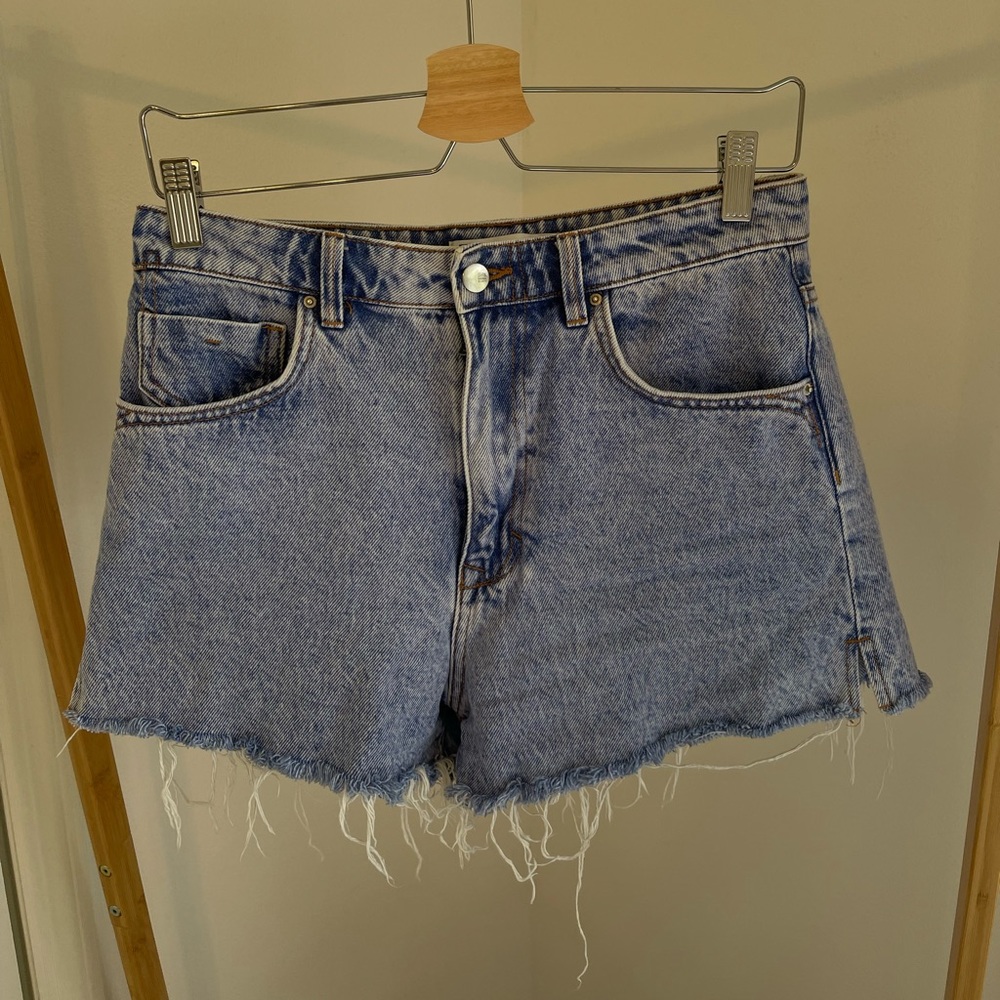 Zara denim light wash high waisted cut off short